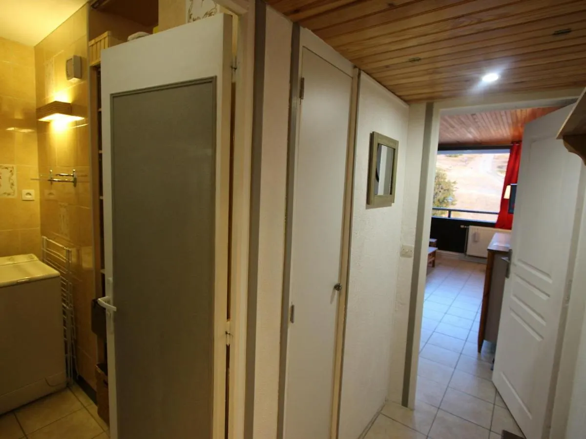 Charmant T2 Cabine Au Pied Des Pistes A Chamrousse - Fr-1-549-82 فرنسا